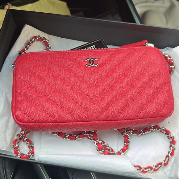Chanel Red Chevron Caviar Leather CC Double Zip Chain Bag - Picture 1 of 7